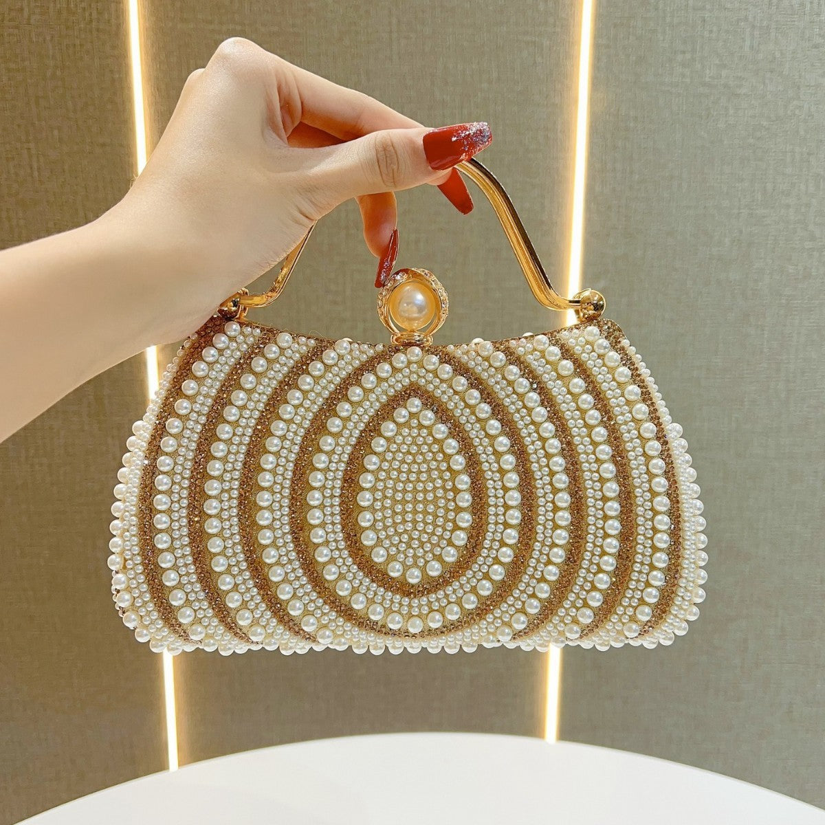 Pearl Diamond Shoulder Handbag