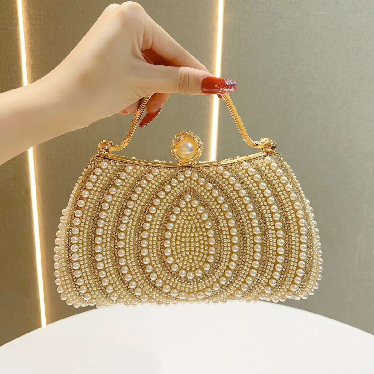 Pearl Diamond Shoulder Handbag